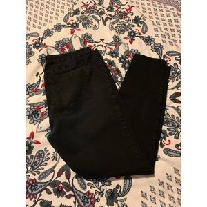 ✨Forever 21+ Skinny Black Stretch Jeans✨